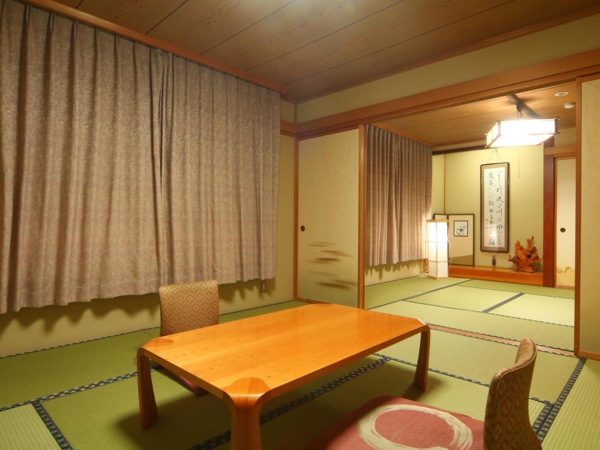 Hotel Omodaka Yamanouchi  Ngoại thất bức ảnh